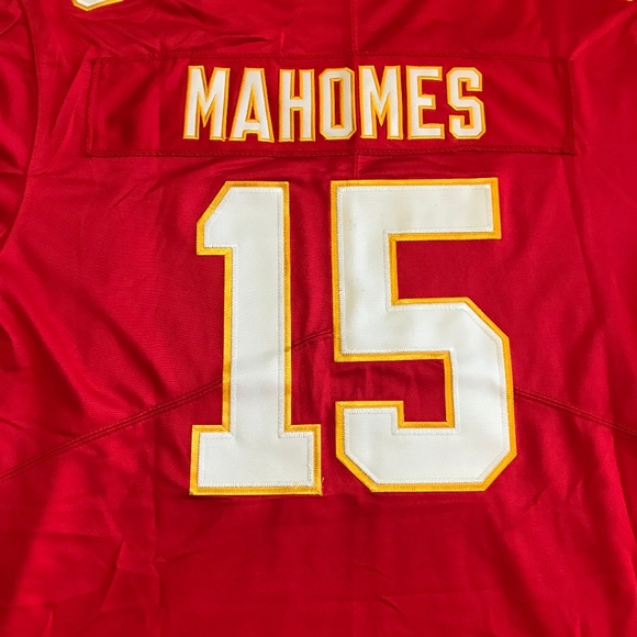 Patrick Mahomes Kansas City Chiefs Jersey - Picture 2 of 4